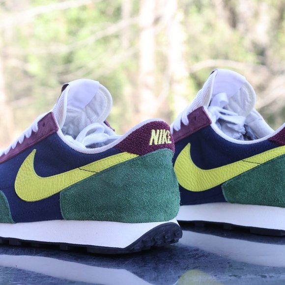 Nike Daybreak Cosmic Bonsai Men’s Size 11
